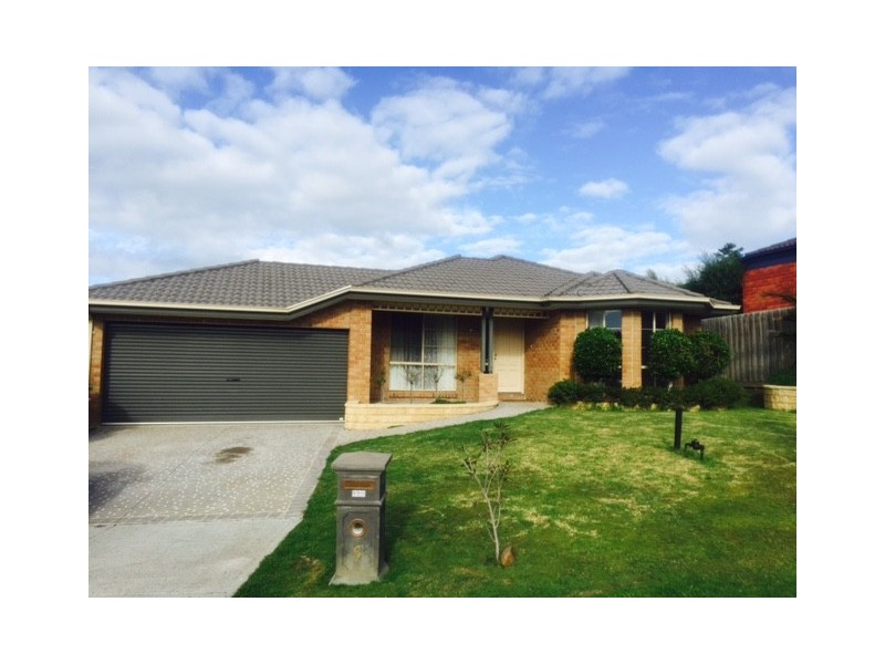 6 Natanya Drive, Pakenham VIC 3810