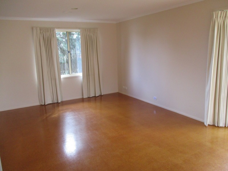 4 Yalumba Court, Berwick VIC 3806