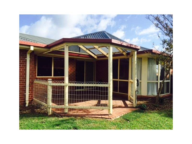 4 Yalumba Court, Berwick VIC 3806