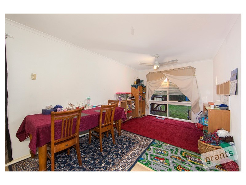 26 Hoysted Avenue, Cranbourne North VIC 3977