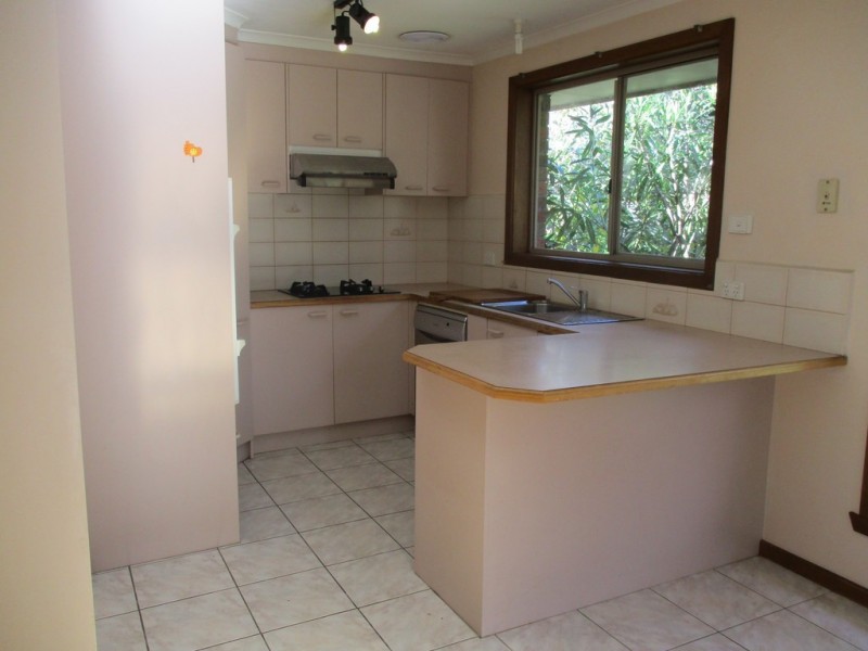 17 Tenandra Court, Berwick VIC 3806