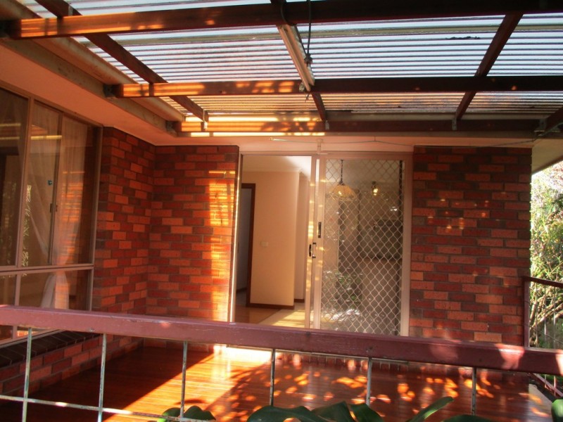 17 Tenandra Court, Berwick VIC 3806