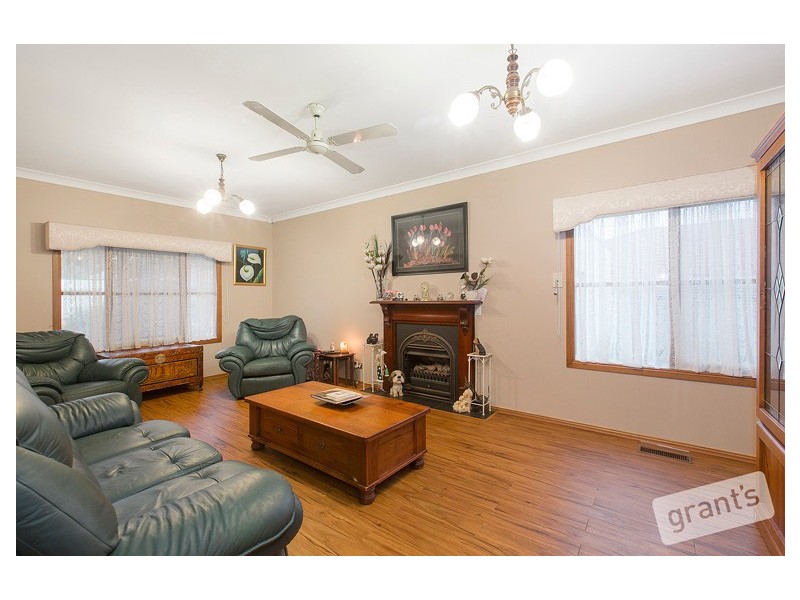 5 Oakbank Close, Berwick VIC 3806