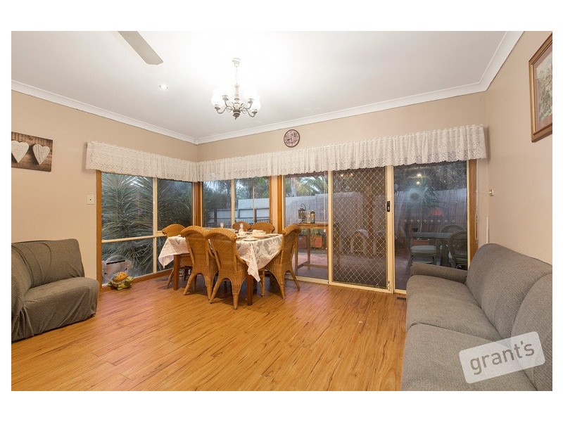 5 Oakbank Close, Berwick VIC 3806