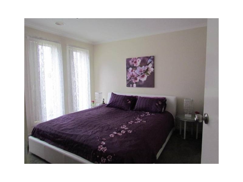 10 Woodhenge Close, Cranbourne VIC 3977