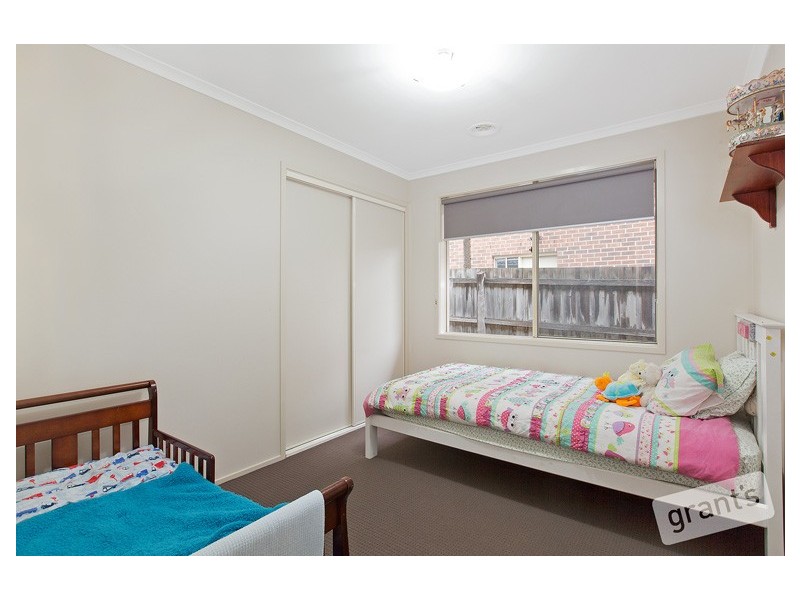 4 Allunga Parade, Berwick VIC 3806