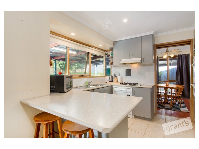 5 Malcolm Court, Pakenham VIC 3810