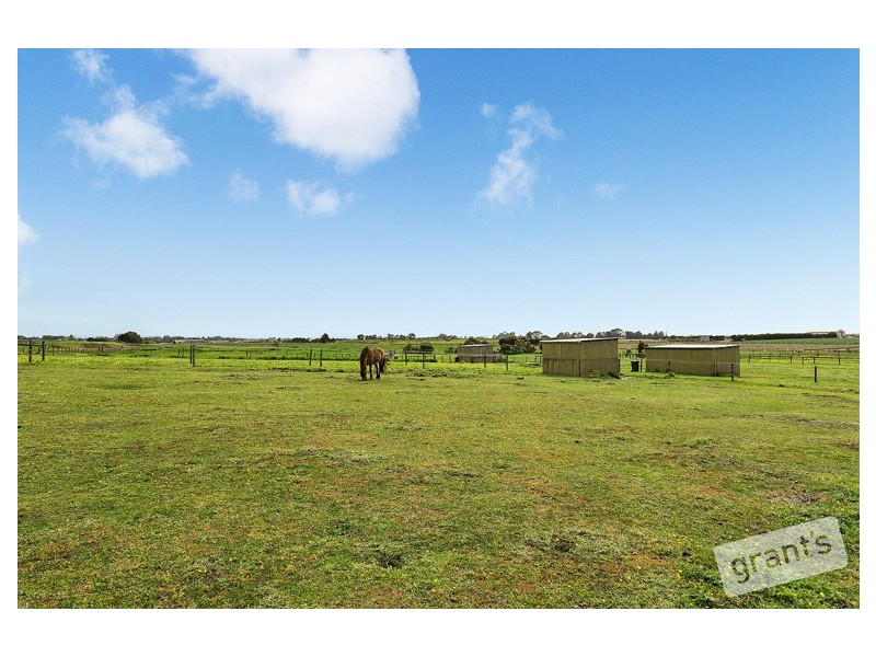 45 Manks Road, Clyde VIC 3978