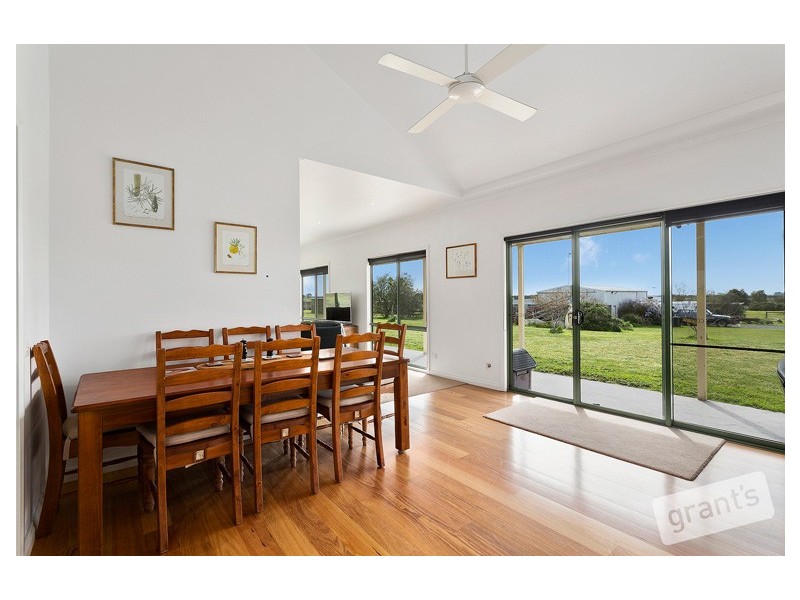 45 Manks Road, Clyde VIC 3978