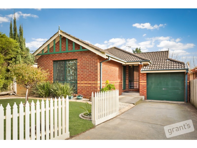 11 Nangwarry Court, Berwick VIC 3806