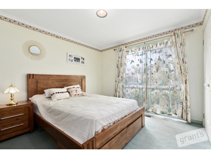 11 Nangwarry Court, Berwick VIC 3806