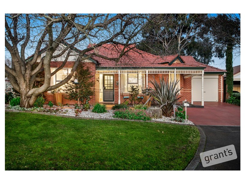 15 Coolabah Grove, Berwick VIC 3806