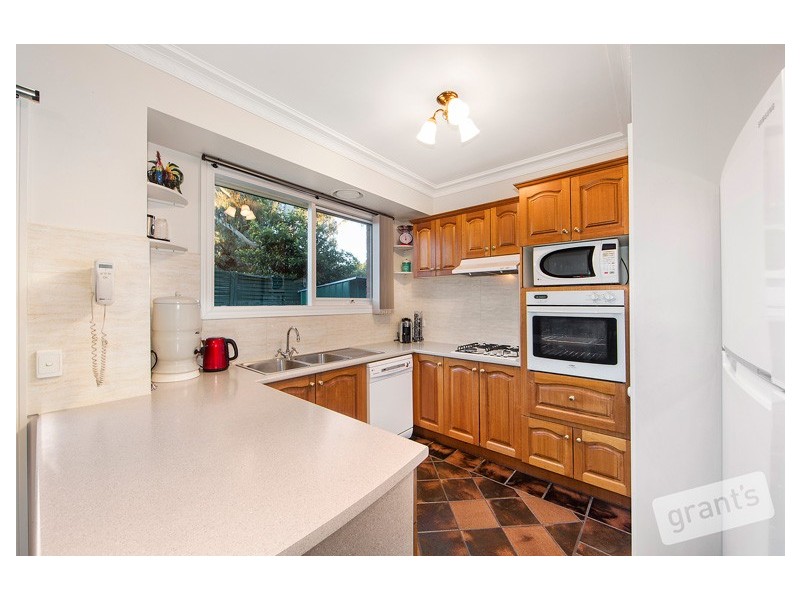 15 Coolabah Grove, Berwick VIC 3806