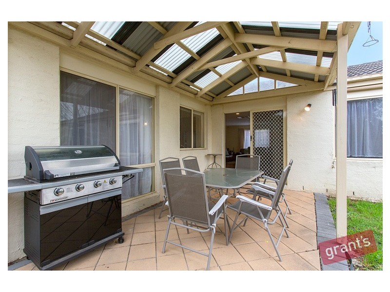 116 Harold Keys Drive, Narre Warren South VIC 3805