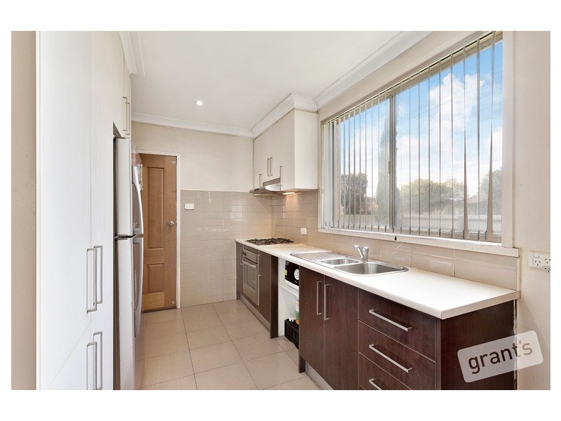 1/76 Hammond Road, Dandenong VIC 3175