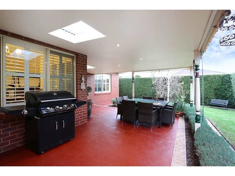 5 Mandurah Chase, Berwick VIC 3806