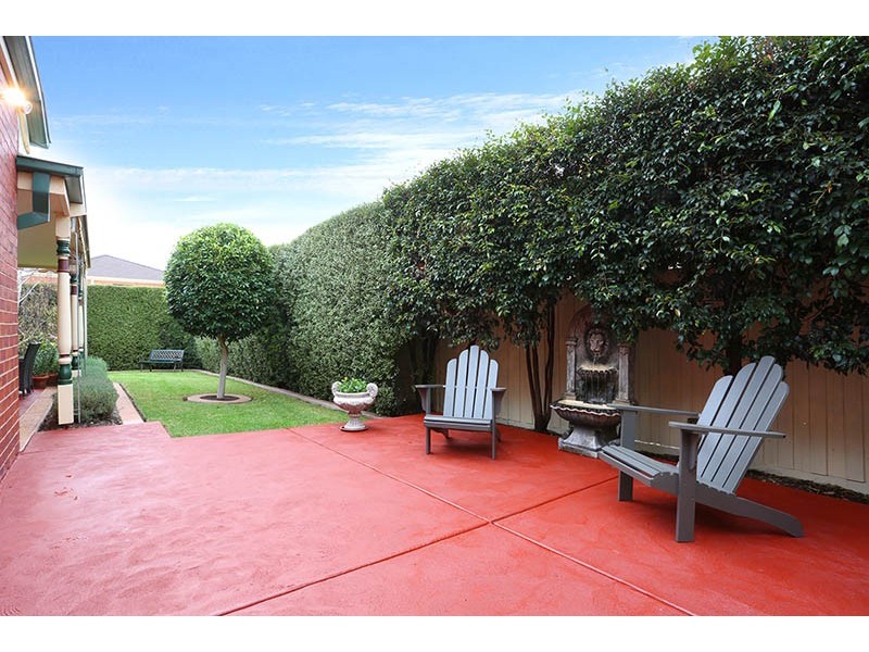 5 Mandurah Chase, Berwick VIC 3806