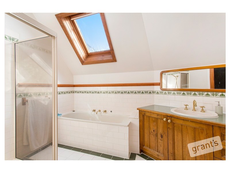 3 Mary Court, Berwick VIC 3806