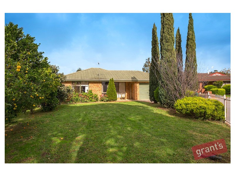 6 Durham Court, Narre Warren VIC 3805