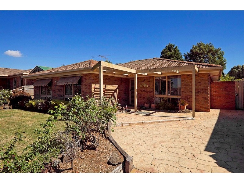 12 George Chudleigh Drive, Hallam VIC 3803
