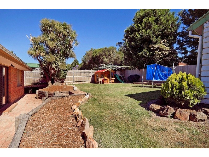 12 George Chudleigh Drive, Hallam VIC 3803