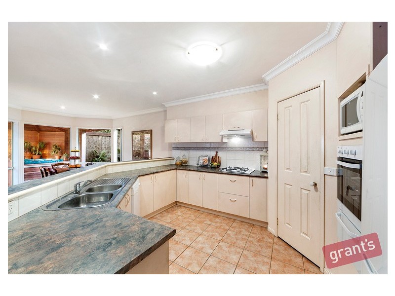 3-4 Hilton Court, Narre Warren North VIC 3804