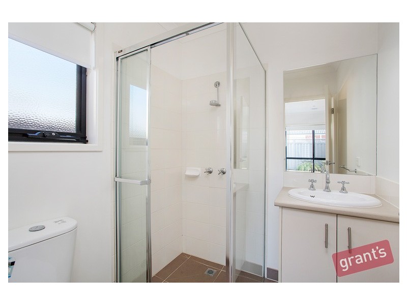 10 Ciliata Street, Cranbourne North VIC 3977