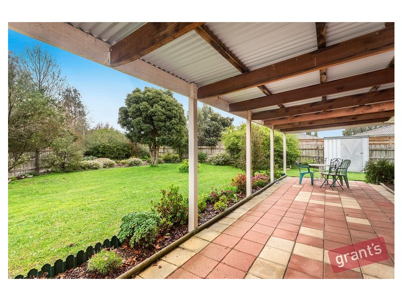 4 Glen Court, Narre Warren VIC 3805