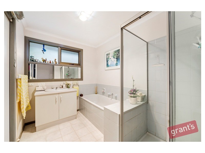 20 Cardamon Drive, Hallam VIC 3803