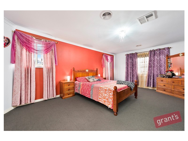 4 Roselea Place, Narre Warren North VIC 3804