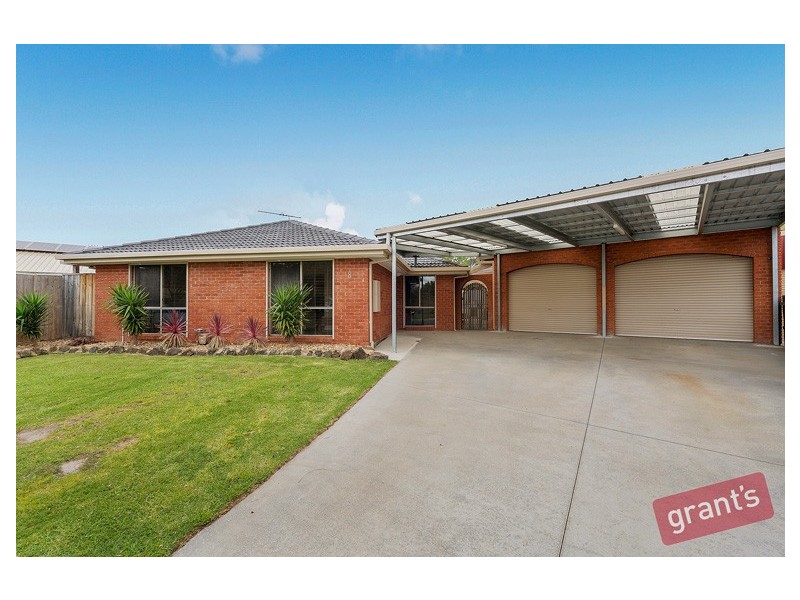 8 Lara Court, Hallam VIC 3803