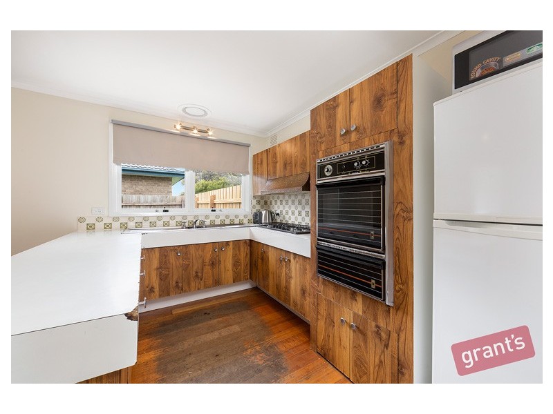 81 Fountain Drive, Narre Warren VIC 3805