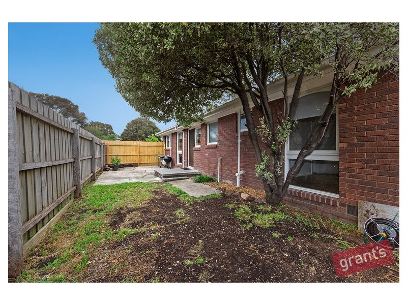 81 Fountain Drive, Narre Warren VIC 3805