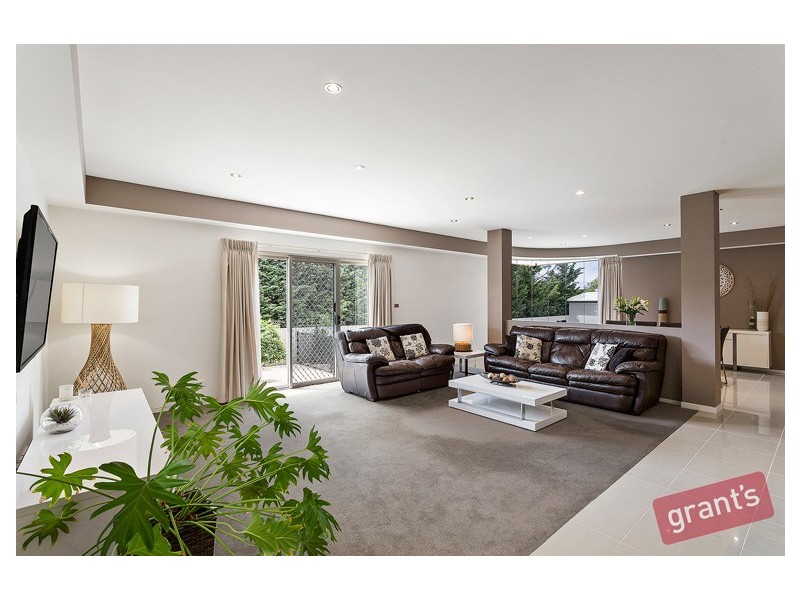 3 Rustic Rise, Narre Warren North VIC 3804