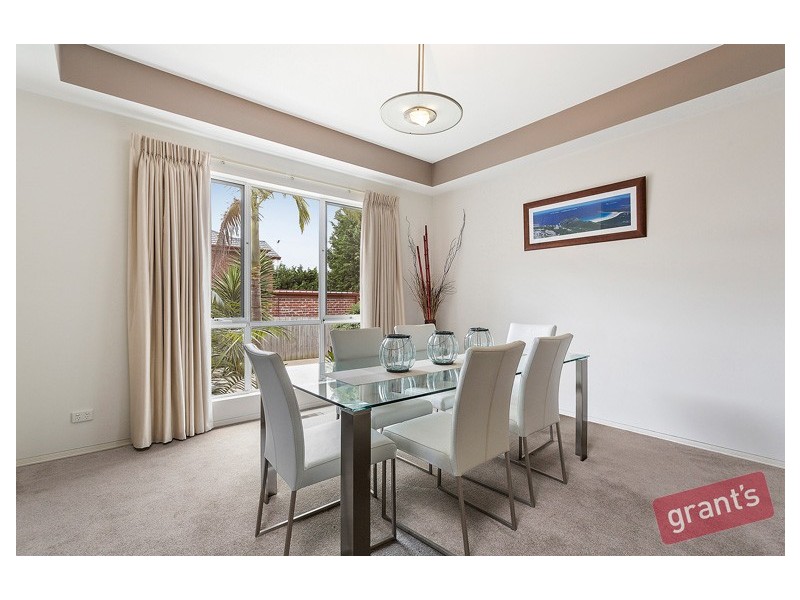 3 Rustic Rise, Narre Warren North VIC 3804