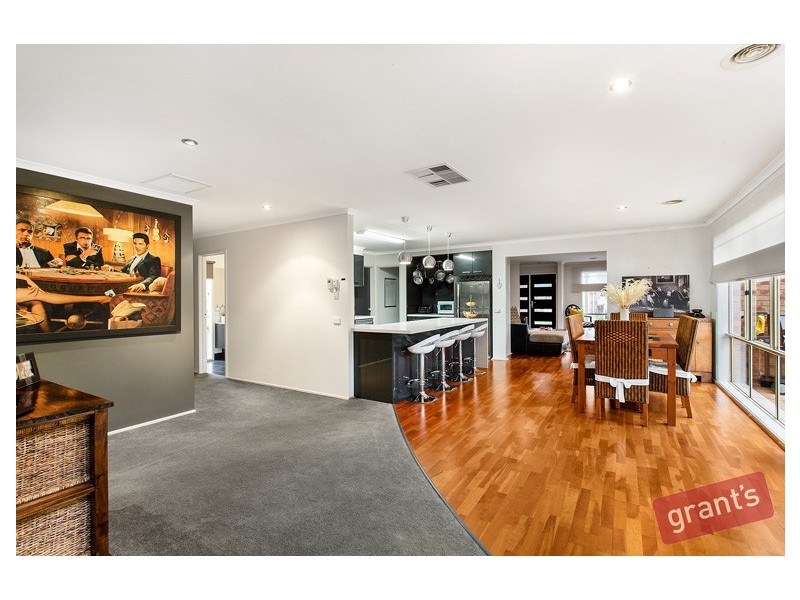 7 Highland Crescent, Narre Warren South VIC 3805