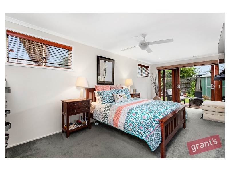 7 Highland Crescent, Narre Warren South VIC 3805