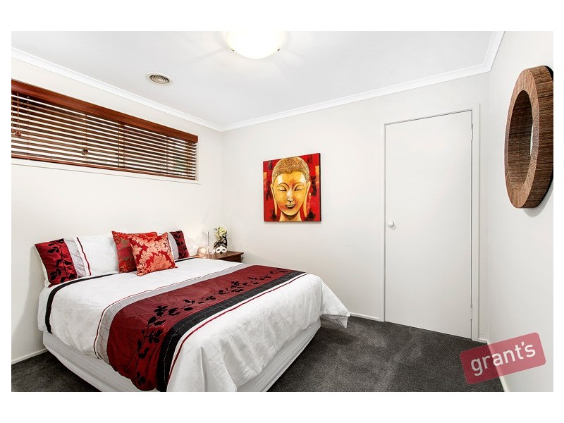 7 Highland Crescent, Narre Warren South VIC 3805