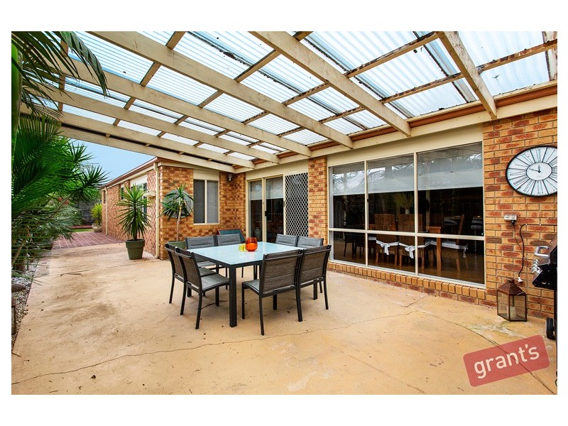 7 Highland Crescent, Narre Warren South VIC 3805