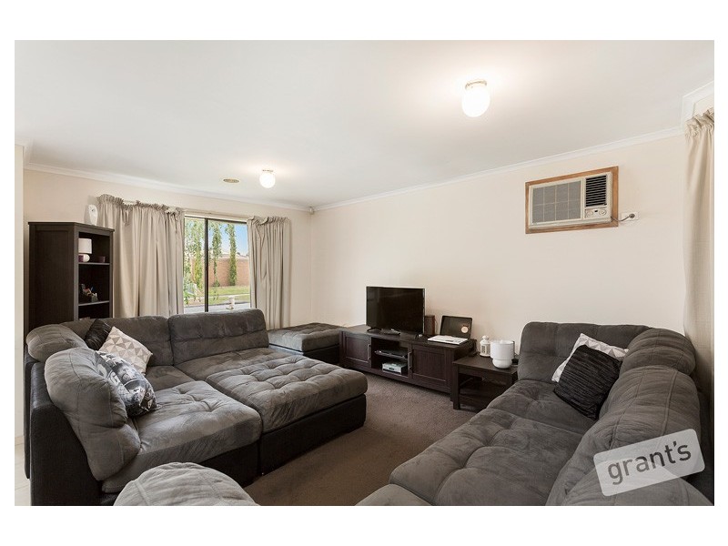 1 Dookie Court, Narre Warren VIC 3805