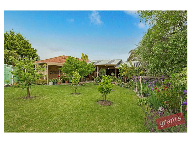 18 Filomena Court, Cranbourne North VIC 3977