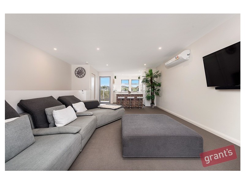 23/302 Golf Links Road, Narre Warren VIC 3805