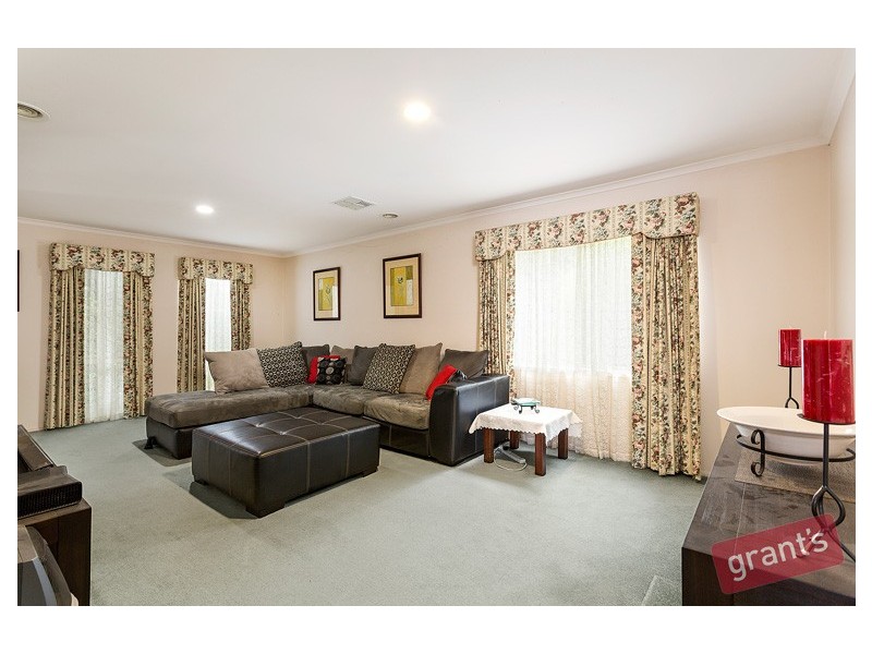 9 Lucy Court, Narre Warren VIC 3805