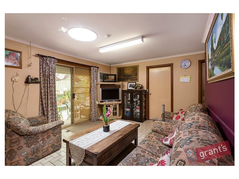 97 Gleneagles Drive, Endeavour Hills VIC 3802