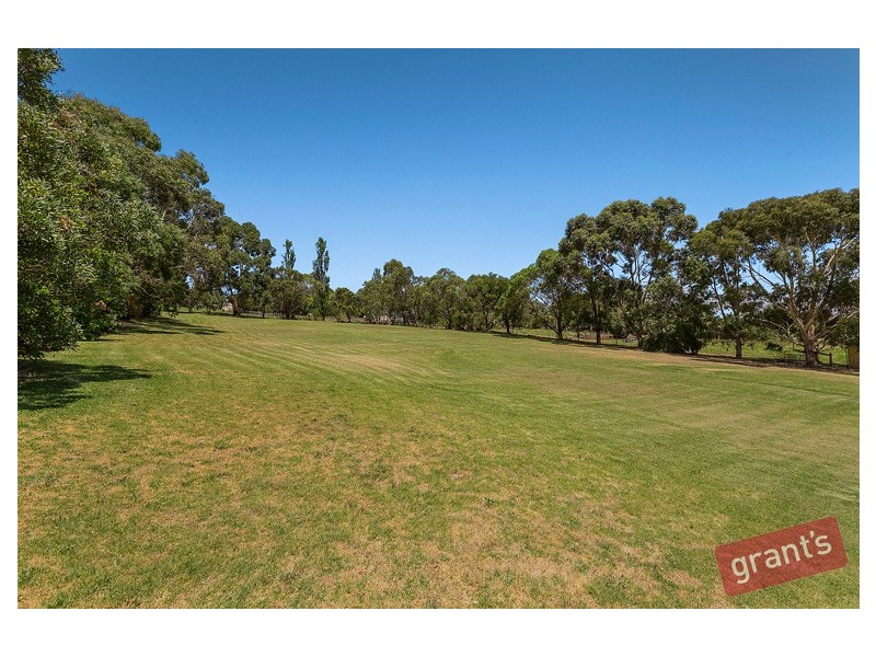 53 Bailey Road, Narre Warren North VIC 3804