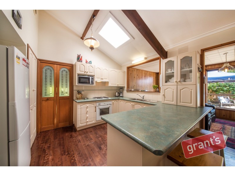 5 Oakwood Court, Narre Warren VIC 3805