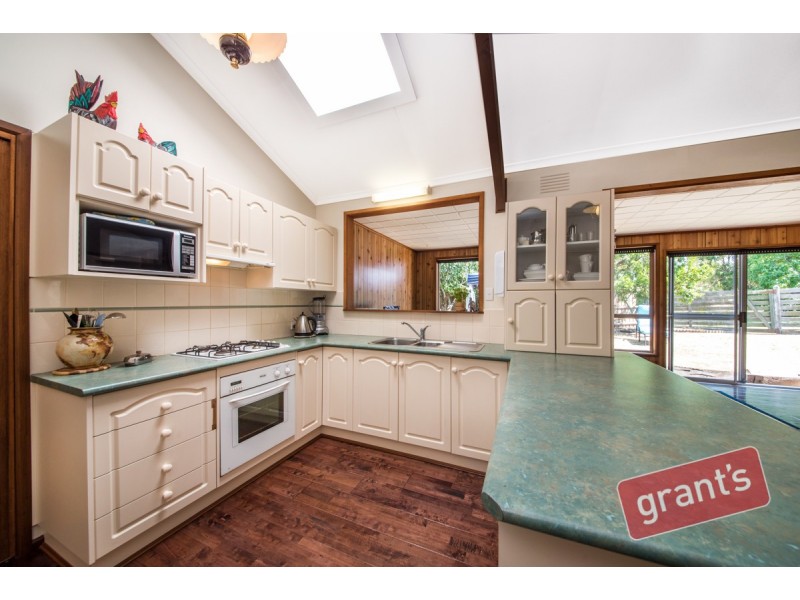 5 Oakwood Court, Narre Warren VIC 3805