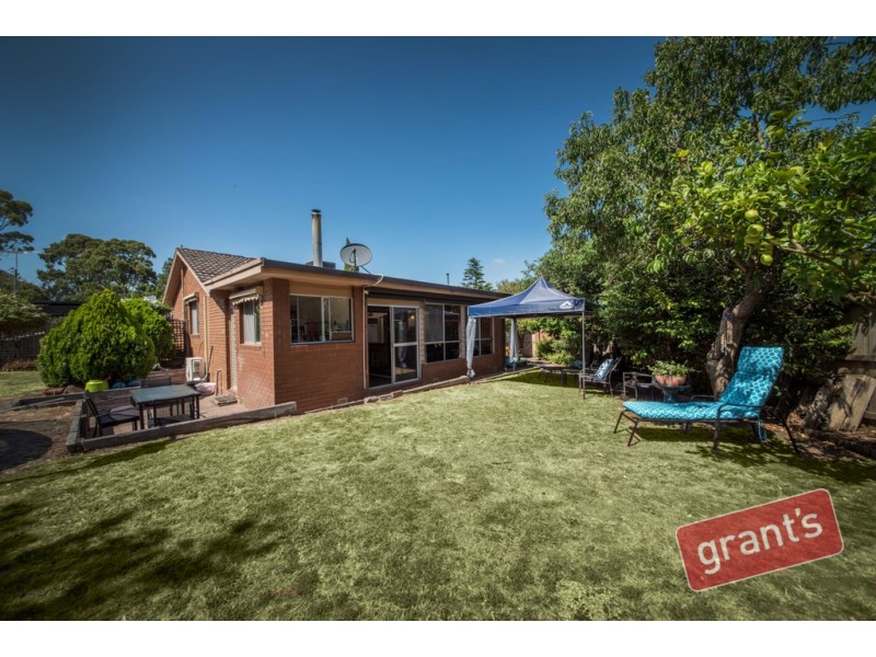 5 Oakwood Court, Narre Warren VIC 3805