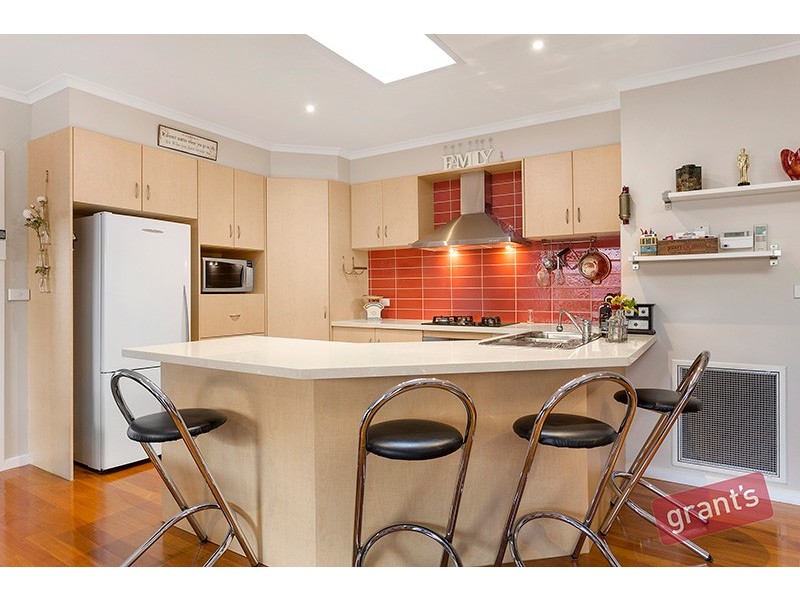 32 John Fisher Drive, Berwick VIC 3806