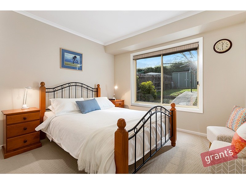 32 John Fisher Drive, Berwick VIC 3806